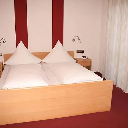 Otel Landgasthof Zum Stern